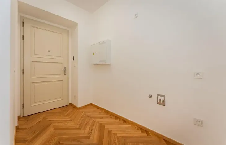 Pronájem bytu 2+kk, Praha - Žižkov, Seifertova, 46 m2