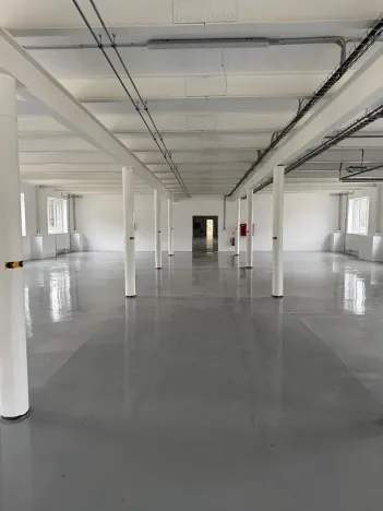 Pronájem skladu, Ostrov, 330 m2