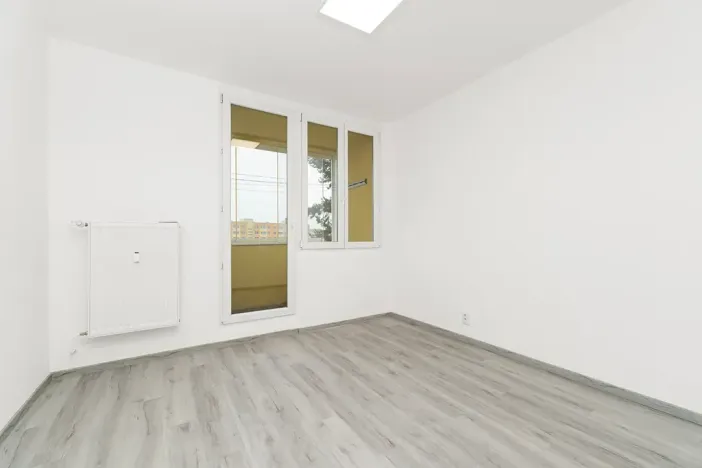 Prodej bytu 3+1, Ostrava, náměstí Antonie Bejdové, 73 m2