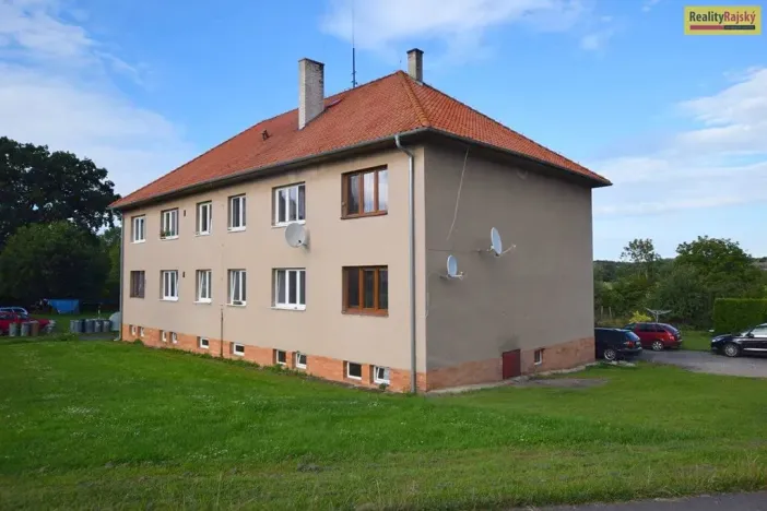 Prodej bytu 3+kk, Kozárovice, 77 m2