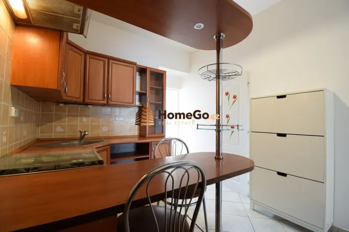 Pronájem bytu 2+1, Praha - Vršovice, Orelská, 51 m2