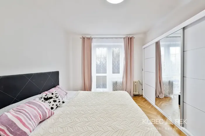 Prodej bytu 2+1, Tábor, Husinecká, 64 m2