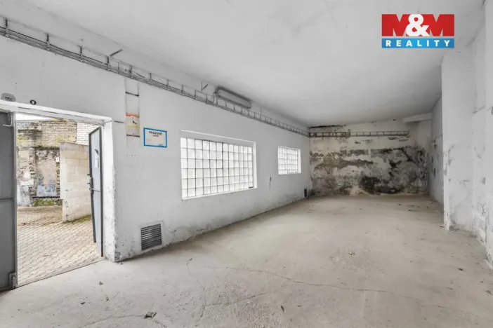 Prodej výrobních prostor, Kladno, Tuchoraz, 333 m2