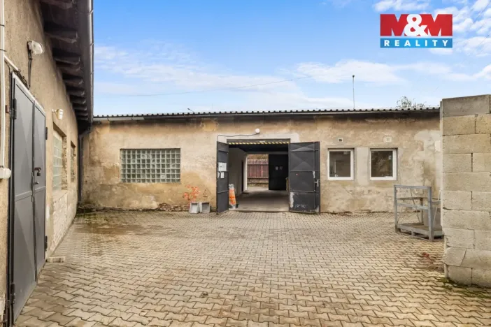 Prodej výrobních prostor, Kladno, Tuchoraz, 333 m2