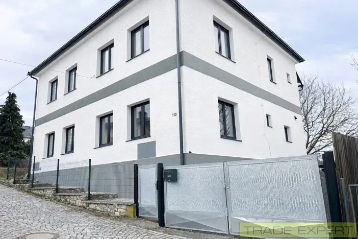 Pronájem bytu 3+kk, Hluboš, 120 m2