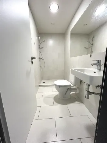 Pronájem bytu 1+kk, Praha - Vysočany, Poděbradská, 28 m2