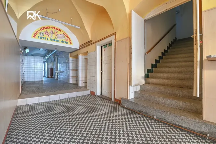 Prodej rodinného domu, Kolín, Pražská, 600 m2