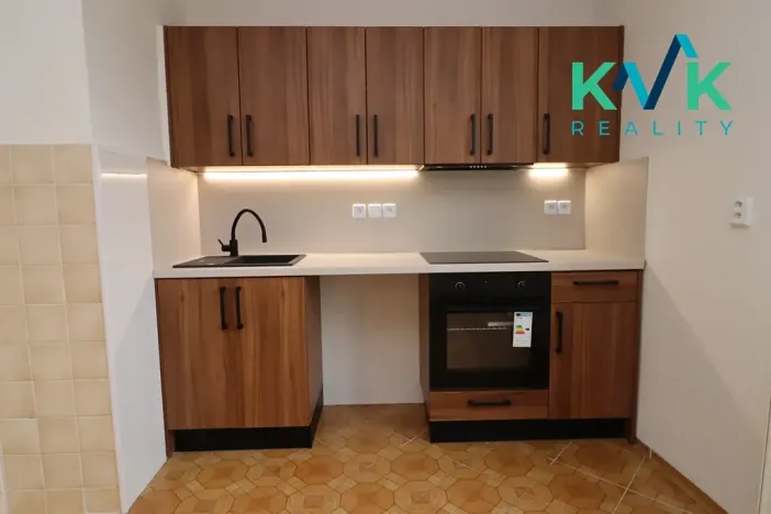 Pronájem bytu 1+1, Sokolov, Nádražní, 41 m2