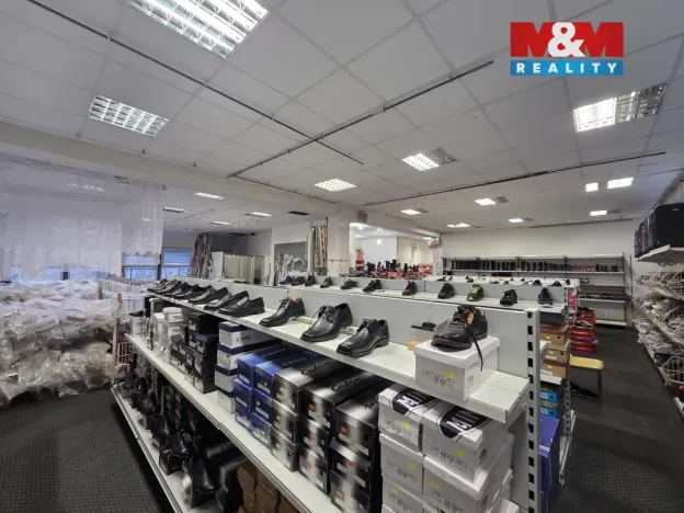 Pronájem obchodního prostoru, Praha - Prosek, Prosecká, 547 m2