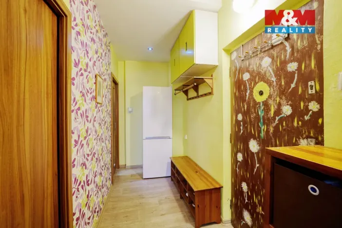 Prodej bytu 2+1, Karlovy Vary - Drahovice, Anglická, 55 m2