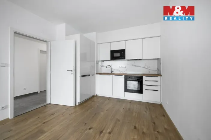 Pronájem bytu 2+kk, Plzeň, Safírová, 66 m2