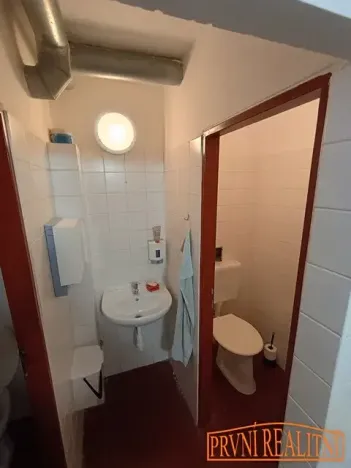 Pronájem kanceláře, Uherský Brod, Vazová, 69 m2