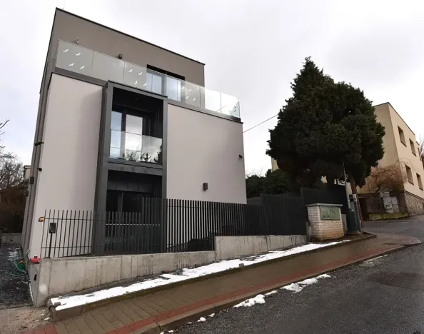 Pronájem bytu 1+kk, Říčany, Přemyslova, 55 m2