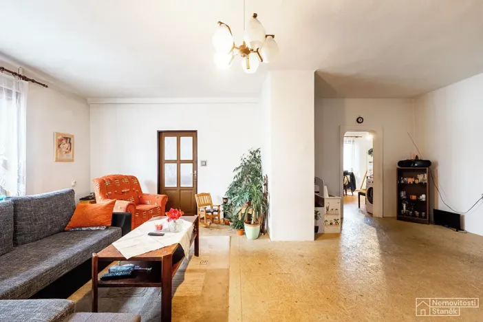 Pronájem rodinného domu, Stachy, 150 m2