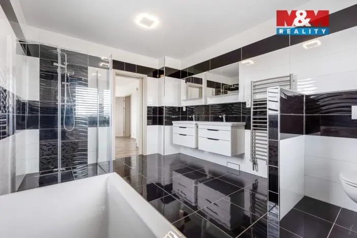 Prodej rodinného domu, Tmaň, K Vodojemu, 188 m2