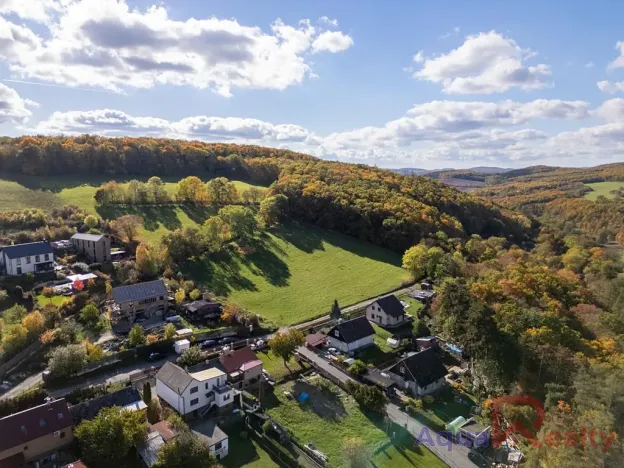 Prodej pozemku pro bydlení, Mořina, 16376 m2