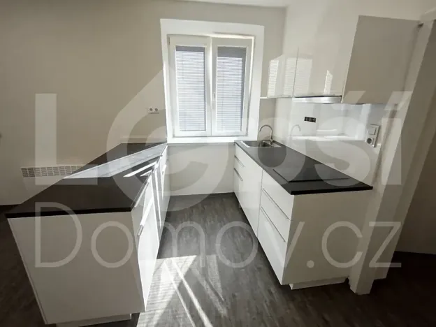 Prodej bytu 2+kk, Jeseník, Vančurova, 45 m2