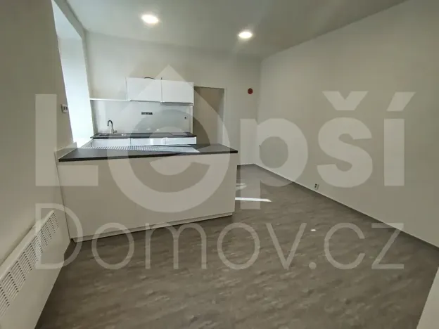 Prodej bytu 2+kk, Jeseník, Vančurova, 45 m2