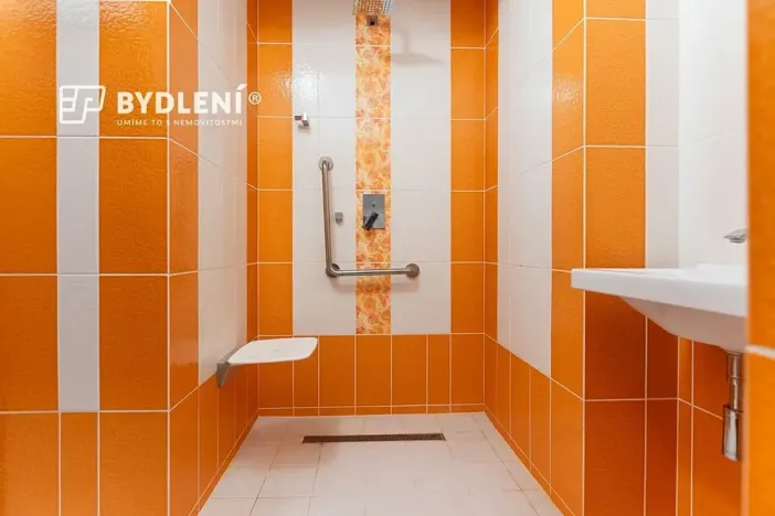 Pronájem komerční nemovitosti, Teplice, Jaselská, 754 m2