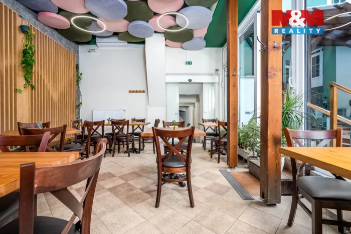 Pronájem restaurace, Praha - Vršovice, Moskevská, 163 m2