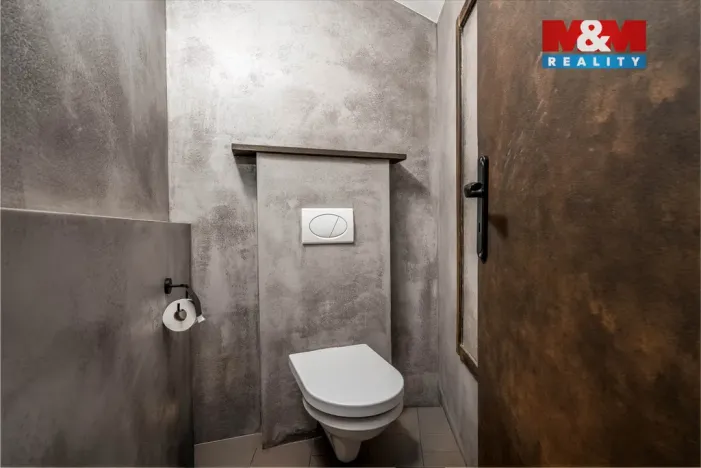 Pronájem restaurace, Praha - Vršovice, Moskevská, 163 m2