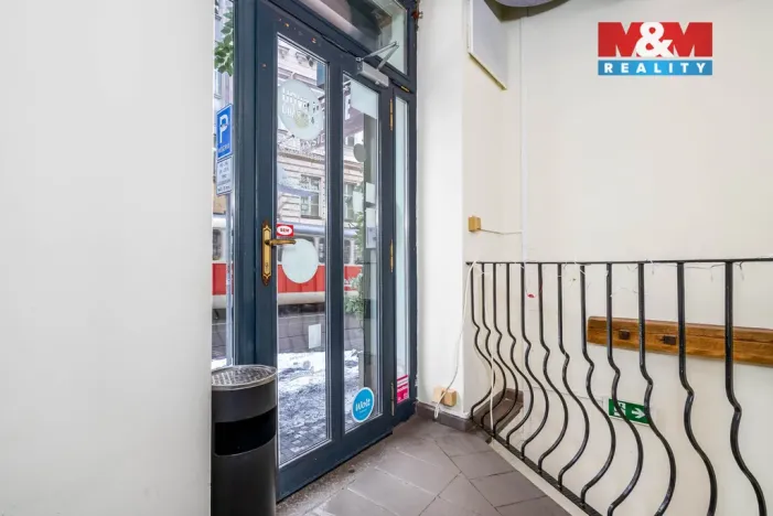 Pronájem restaurace, Praha - Vršovice, Moskevská, 163 m2