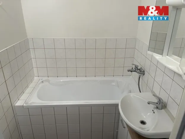 Pronájem bytu 2+1, Hradec nad Moravicí, Lidická, 61 m2