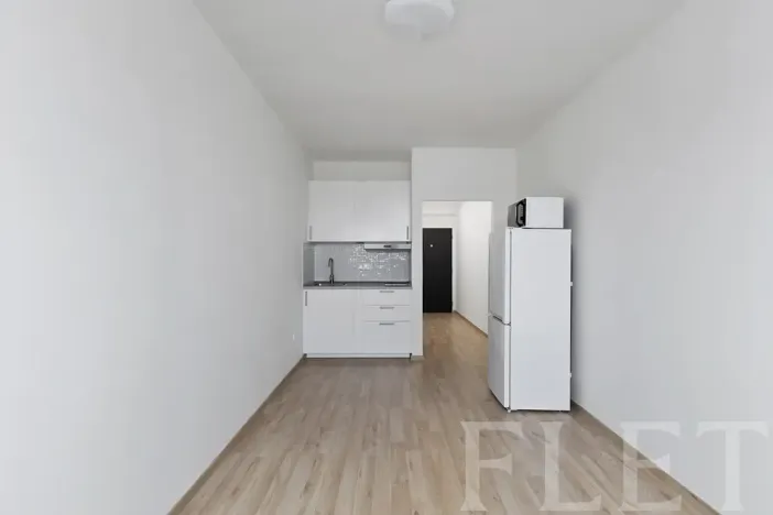 Pronájem bytu 1+kk, Praha - Jinonice, Peroutkova, 23 m2