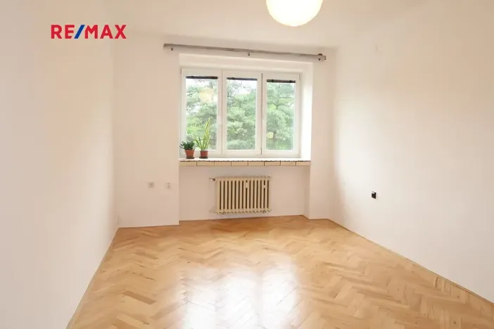 Pronájem bytu 2+1, Praha - Podolí, Podolská, 67 m2