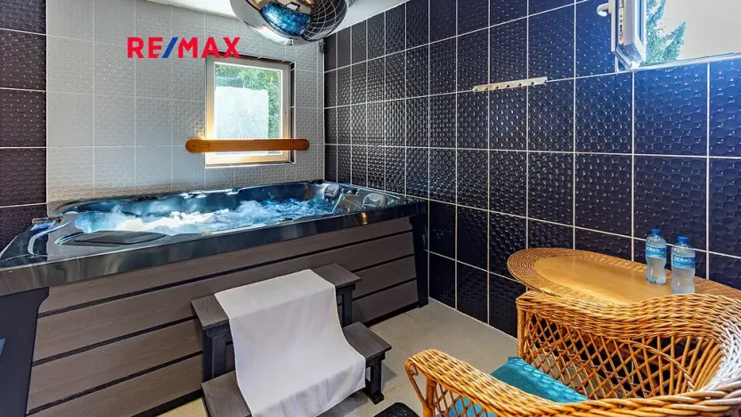 Prodej ubytování, Mařenice, 750 m2