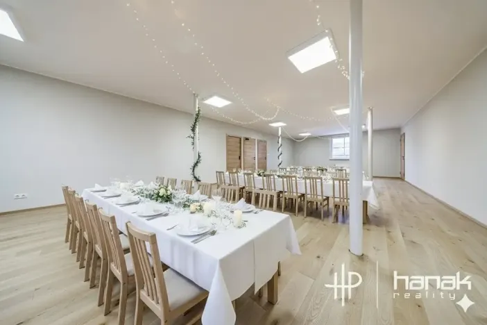 Prodej obchodního prostoru, Náklo, 521 m2