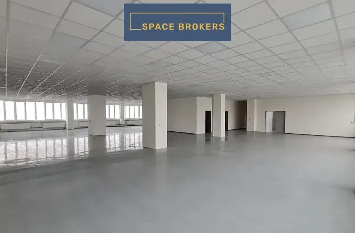 Pronájem skladu, Hradec Králové, 300 m2