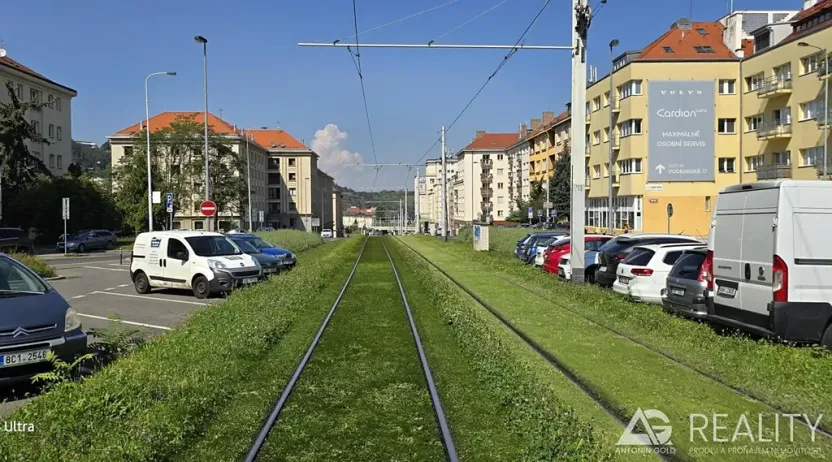 Pronájem bytu 1+kk, Praha - Bubeneč, Terronská, 25 m2