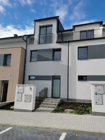 Pronájem rodinného domu, Praha - Třeboradice, Josefa Charváta, 97 m2