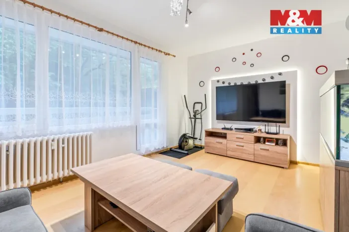 Pronájem bytu 4+1, Ústí nad Labem - Bukov, Vinařská, 77 m2