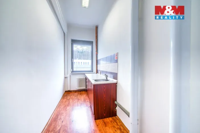 Pronájem kanceláře, Plzeň - Lobzy, Republikánská, 21 m2