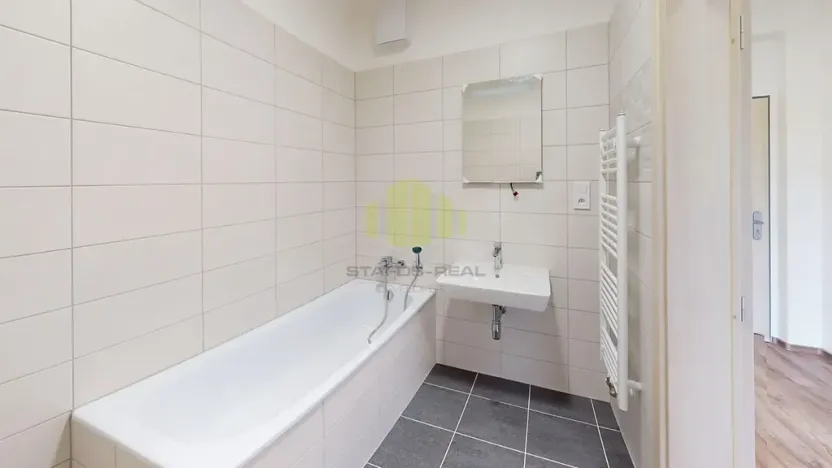 Pronájem bytu 2+kk, Olomouc, Topolová, 52 m2