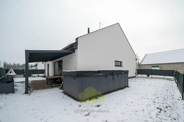 Prodej rodinného domu, Ústín, 128 m2