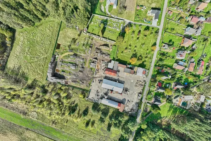 Prodej výrobních prostor, Seletice, 19535 m2