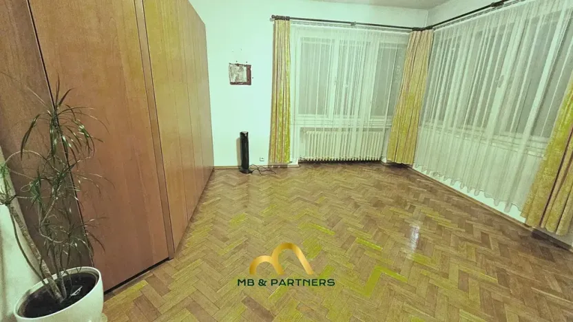 Pronájem bytu 3+1, Praha - Strašnice, Pod Viktorkou, 96 m2