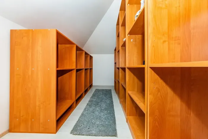 Prodej rodinného domu, Buš, 375 m2