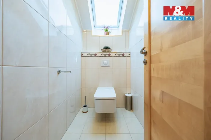 Prodej rodinného domu, Chomutov, Jarní, 190 m2