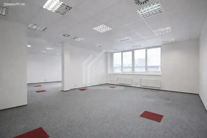 Pronájem kanceláře, Praha - Libeň, Lihovarská, 368 m2