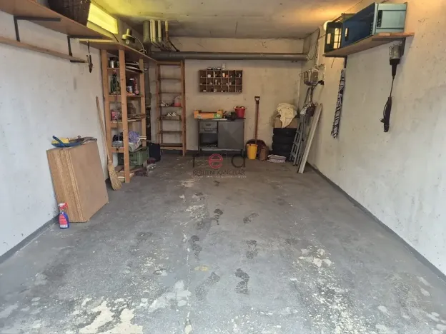 Pronájem garáže, Nový Bor, 20 m2