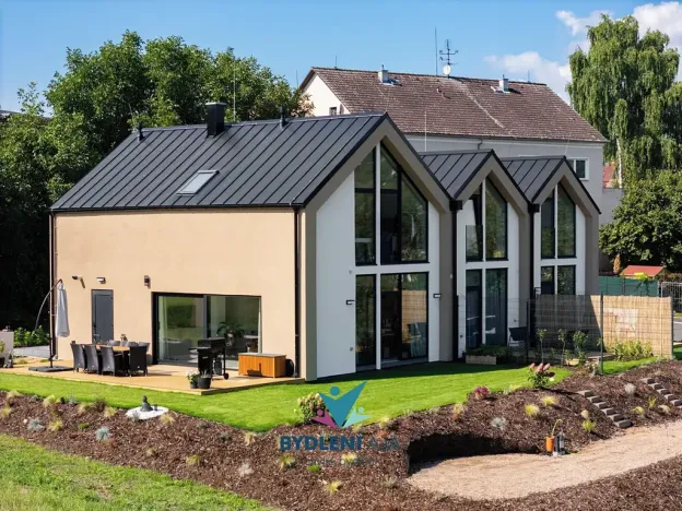 Prodej rodinného domu, Bystřany, 284 m2