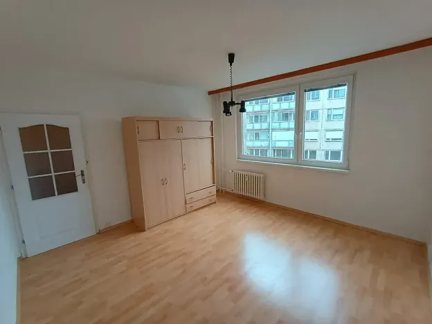 Pronájem bytu 3+1, Praha - Hlubočepy, Lamačova, 75 m2