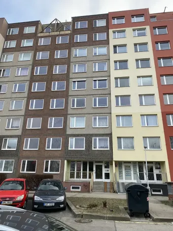 Dražba - jiné, Praha - Stodůlky, Husníkova, 23 m2