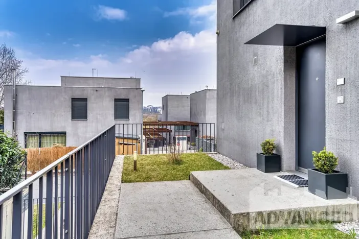 Prodej rodinného domu, Praha - Ruzyně, Pod Karlovarskou silnicí, 120 m2