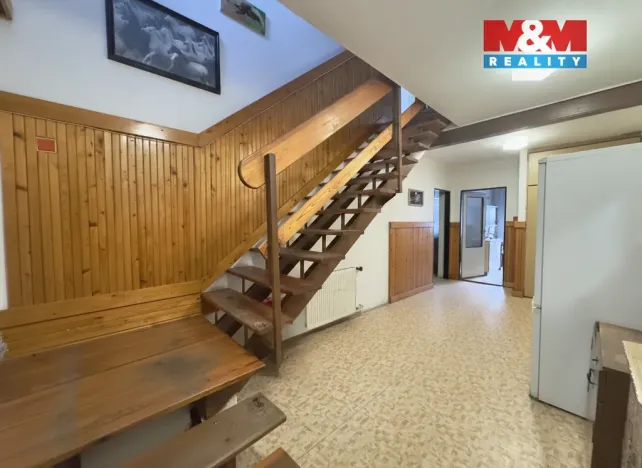 Prodej rodinného domu, Lubenec, Zahradní, 120 m2