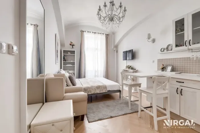 Prodej bytu 1+kk, Praha - Bubeneč, U studánky, 23 m2